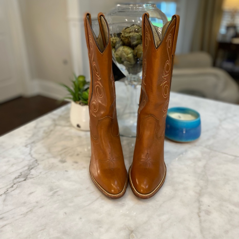 FRYE WESTERN ROPER COWGIRL BOOTS COGNAC!🤎